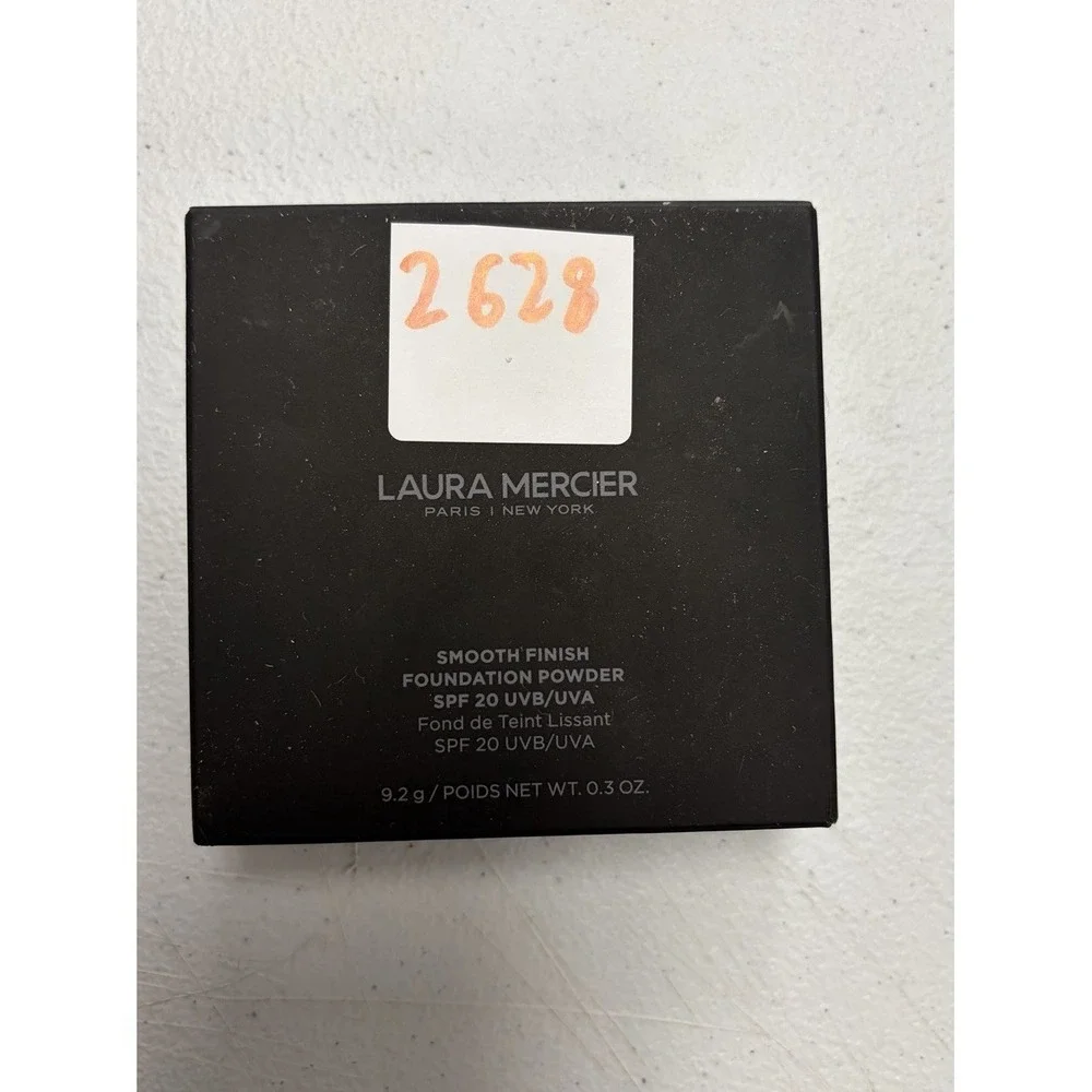 Laura Mercier Smooth Finish Foundation Pressed Powder 5W1 14 0.3 oz SPF 20 NEW